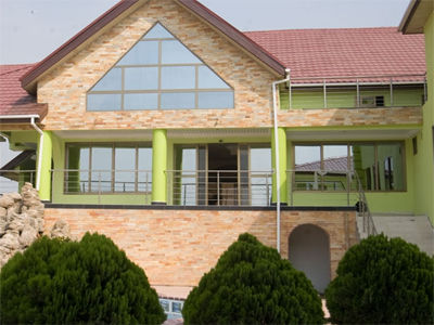 Crown Liberty Hotel Accra Bagian luar foto